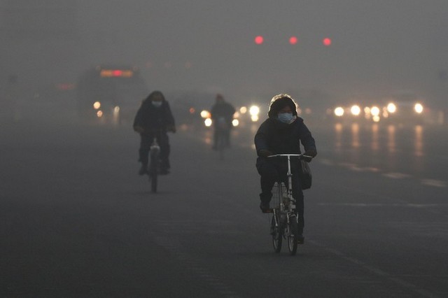 Beijing Air Pollution Reaches Dangerous Level